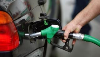 Καύσιμα: Κατά 20 λεπτά φθηνότερη η βενζίνη σε σχέση με πέρυσι – Πώς θα κινηθούν οι τιμές το 2025